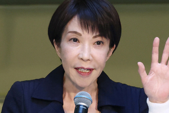 「戦争しか考えられない」人気女性シンガー　高市首相の“憲法改正”訴えに唱えた疑問…過去にも「民意ガン無視のファシスト」と猛批判