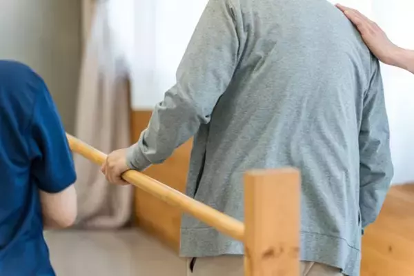 高市政権で“介護負担2割引き上げ”　試算された支出激増の現実と“深刻な影響”