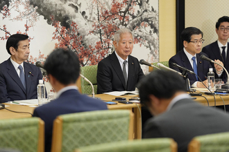《21世紀の話なの？》旧宮家からの養子は「15歳以上の男子」案が浮上…宮内庁内部でも懸念される“小室圭さんのケース”