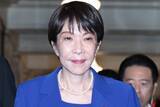 「「偽情報にはご注意」と警鐘も…高市首相　日英首脳会談で掲げていた写真に“サッチャー説”拡散、現地で目撃された“真相”」の画像1