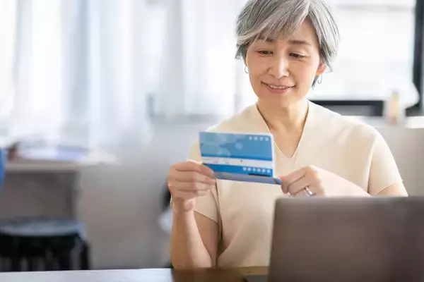預貯金だけでは10年後に資産は2割減…低リスクでお金の価値を守る資産防御法は？