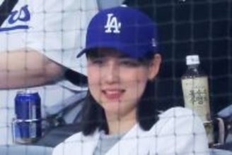 真美子さん　愛娘誕生後に長年貫いた“ズボン派”から“スカート派”に転向したワケ