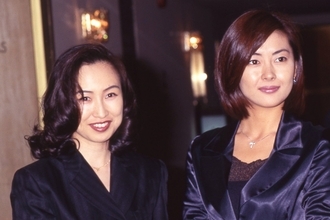 「女優を続けてほしい」とメッセージが…森口博子　涙で明かす中山美穂さんとの「FAX文通」