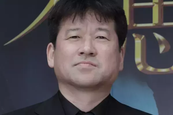 「まだ言ってる」佐藤二朗　“ハラスメント疑惑“への再言及投稿が波紋…物議を醸した繰り返される「7文字の意味深ワード」
