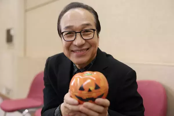 小日向文世　芝居で参考にすることも…父が晩年に見せた“人間の黒い部分”