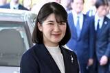 「「春らしくて素敵」愛子さま　福島ご訪問2日目で見せられた“桜コーデ”に絶賛続々！子供たちの歓声にもにっこり笑顔」の画像1