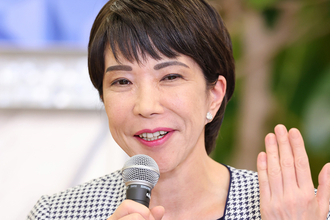 《これで女性も思いのまま》高市早苗氏　テレビキャスター時代に激推ししていた「トンデモ商品」