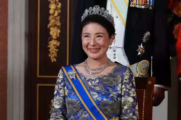 《オランダご訪問振り返り》雅子さまは国王夫妻と“チークキス”、天皇陛下は「雅子さまの父」をご覧に