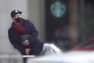 《衰えぬ奔放生活》田原俊彦（64）　30代女性との白昼堂々ドライブデートを目撃！身に着けていた「おそろいアイテム」