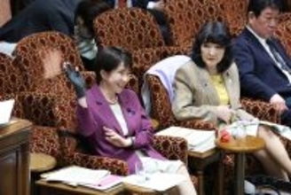 《記者会見よりSNS》小林鷹之政調会長が共同報道を否定…加速する“高市政権のインフルエンサー化”に識者が指摘する“トラウマ”