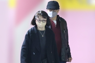 山口百恵さん　夫・三浦友和が親友の認知症にショック…支えに孫と贈る「プレゼント」