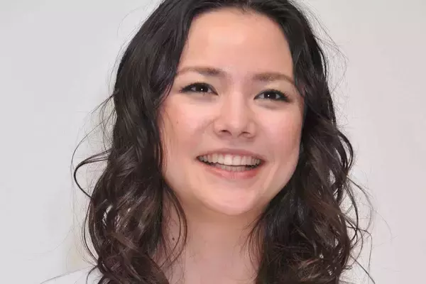 「女にそういう口聞くんじゃねえよ、おい!!」消えた“初代ゼクシィ”女優（39）　TikTokで見せた“毒舌キャラ”転身姿にネット騒然