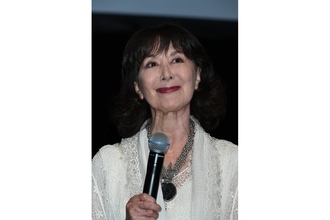 逝去した岸惠子さんが生涯忘れられなかった鶴田浩二さんとのロマンス…叶わなかった恋から50年後に始まった“息子”との交流