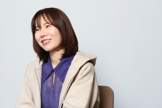桑田佳祐、玉置浩二が絶賛する歌姫・半﨑美子（45）が“ショッピングモール”で歌い続ける理由