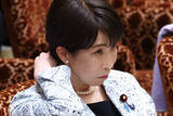 「「幼稚なヨイショ」炎上する高市首相の“半端ない多忙アピール”に助け舟出した「女性副大臣」にあがる疑問の声」の画像1