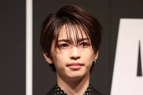 「いかついな」“元キンプリ”俳優　すき家店内での“ゴリゴリタトゥー”記念撮影にネット衝撃