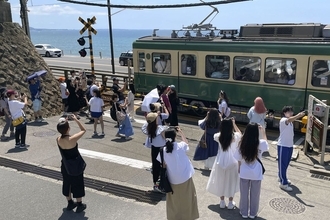 民家の庭で勝手に宴会、ポイ捨て注意に逆ギレ…迷惑観光客の呆れた言い訳