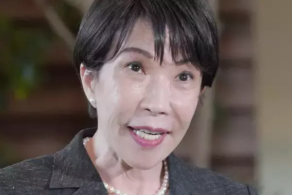 《高市首相を「嘘の経歴でテレビにまで出れる人」と批判》芥川賞作家「所詮は絵空事」世間の総理大臣への期待に“冷や水”投稿