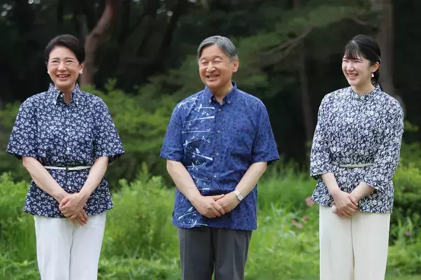 《いい笑顔》天皇ご一家が毎夏恒例の那須ご静養へ…「おそろいかりゆし」姿に広がる賞賛