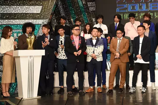 「おじいちゃんみたい」「白い…」元アフロ芸人（50）の“別人級”近影にネット衝撃