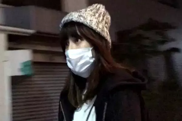 《ドタキャン報道にSNS更新ストップ》消えた“国民的アイドル”　芸能界引退から表舞台へ…グループ再結成の“キーマン”