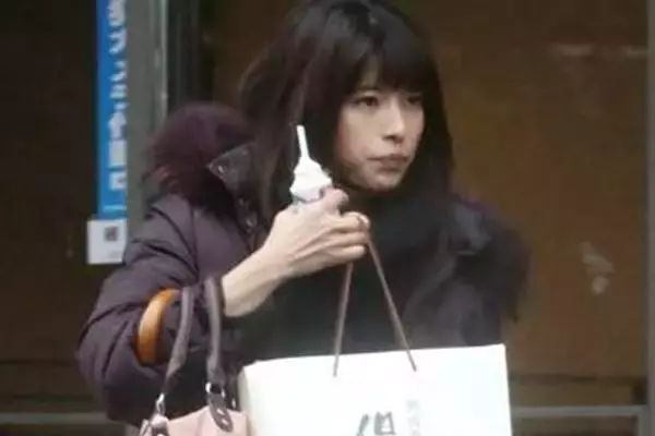「営業回りもこなす」上原多香子　『夜ふかし』名物素人とタッグ…歌唱姿が目撃されたウラで始めていた“意外な新事業”