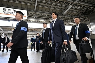 《数百人のファンに囲まれ…》大谷翔平　WBC移動を守るSPが大量出動！警護にかかった「圧倒的な費用」