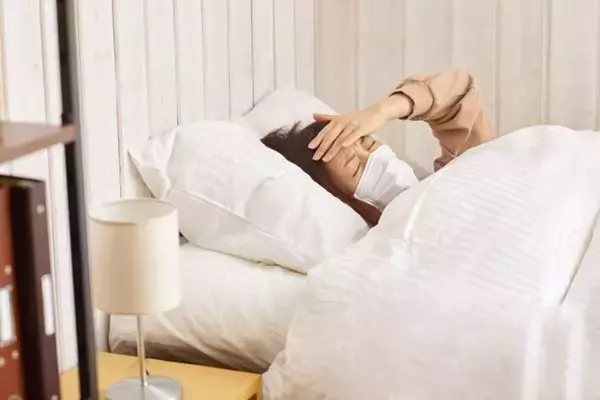 インフル、コロナ、ノロの“常連”に“季節外れ”のO-157まで…年末にリスク増大する「9つの感染症」