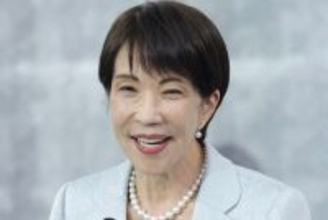 「天皇陛下より拍手が大きかった」日本維新の会の元参院議員　昭和100年記念式典の“高市首相アゲ”投稿に「失礼すぎます」と疑問続出…本人は「アイロニー」と反論