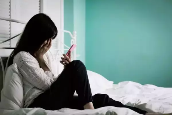 「「“流行のアレ”にハマりすぎた」30歳女性の末路が怖すぎる。食事もとらずにみるみる痩せて…」の画像