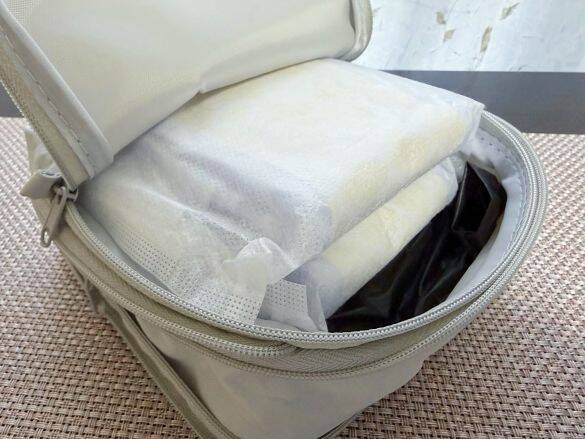 生理中の「ナプキンでポーチがパンパン…」を解決。3COINSの550円「サニタリー圧縮ポーチ」で驚くほどコンパクトに