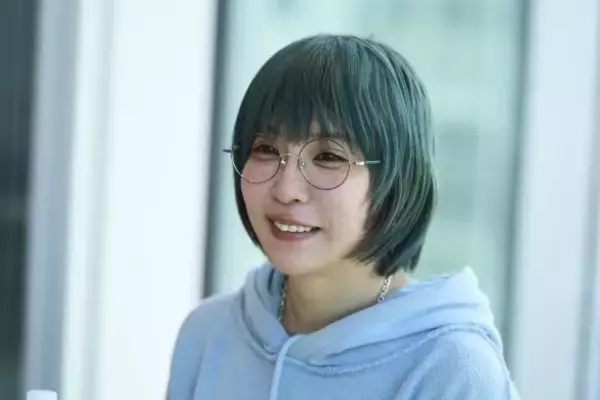 「「スピリチュアルは現世で楽して得したい人がやっている」スピに対する私たちのスタンス｜ジェーン・スー×角由紀子」の画像