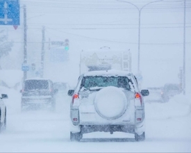 豪雪地帯での運転を甘くみていた20代女性。助けにきた警察官が驚いたワケ／びっくり体験人気記事BEST