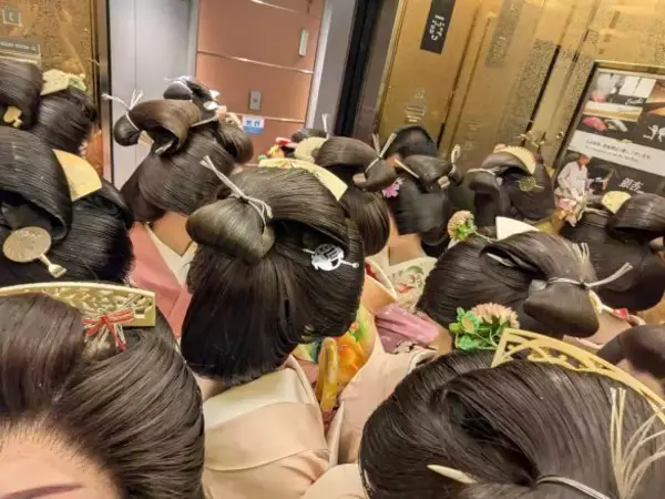 「バカ殿様の1シーン？」芸妓さんが投稿した写真にビックリ！本人を直撃すると「普通の日常すぎて…」