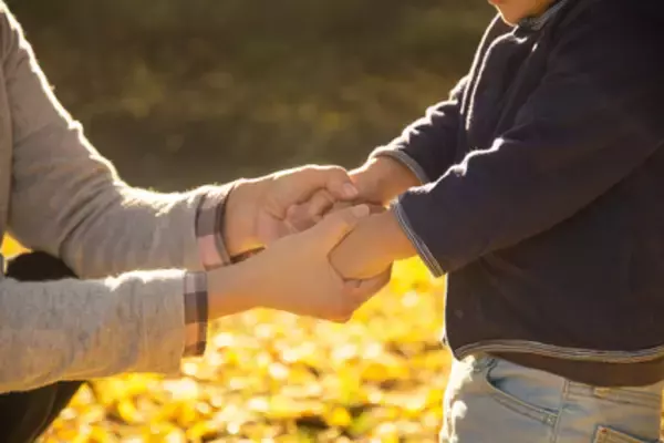 「妻への不倫疑惑「本当に自分の子なのだろうか」DNA検査結果を見せると妻は…／結婚人気記事BEST」の画像