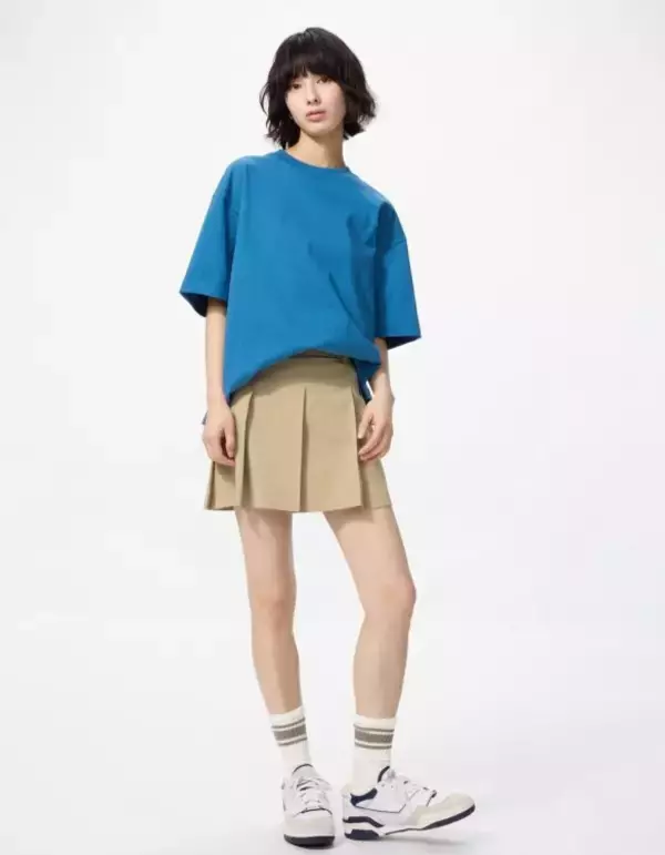 「ユニクロ店員がガチで勧める「感謝祭で買うべき夏服」3選。“着た瞬間ひんやり”UVパーカは超優秀！」の画像
