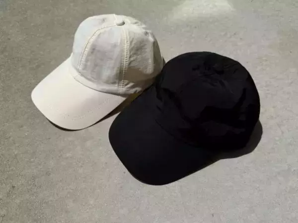 「880円とは思えない！ 3COINSの“UVカット帽子”、40代の私が「思わず2色買い」したワケ」の画像
