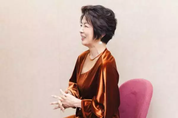 「「筋肉はお金より頼りになる」75歳、市毛良枝が明かす“筋力・スタイル維持のためにしていること”」の画像