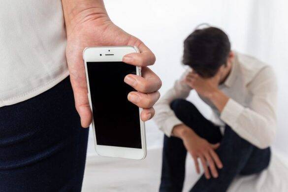 私の友人と関係をもった夫。自分も“仕返し不倫”した後、夫との関係は…／結婚人気記事BEST