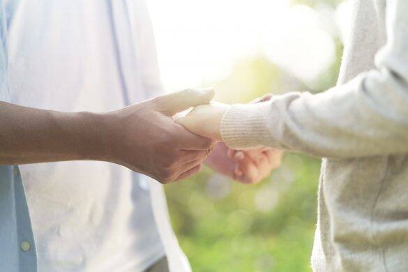 私の友人と関係をもった夫。自分も“仕返し不倫”した後、夫との関係は…／結婚人気記事BEST