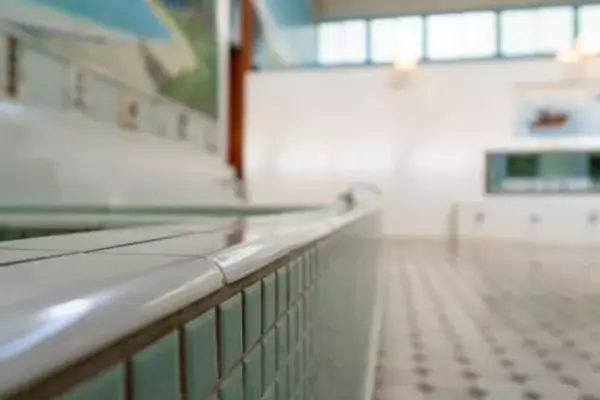 「「そこ私の場所！」銭湯の“場所取りおばさん”に困惑していたら…現れたおばあちゃんの“ひと言”で空気が緩んだ」の画像