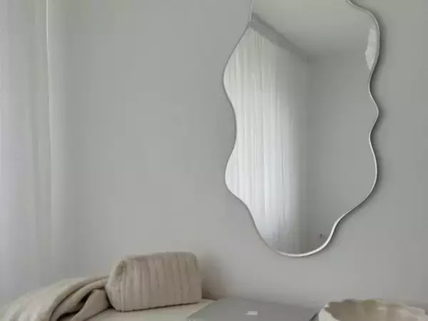 「「どう頑張っても、メイクがヘタ」な人がやりがちなNG習慣6つ」の画像