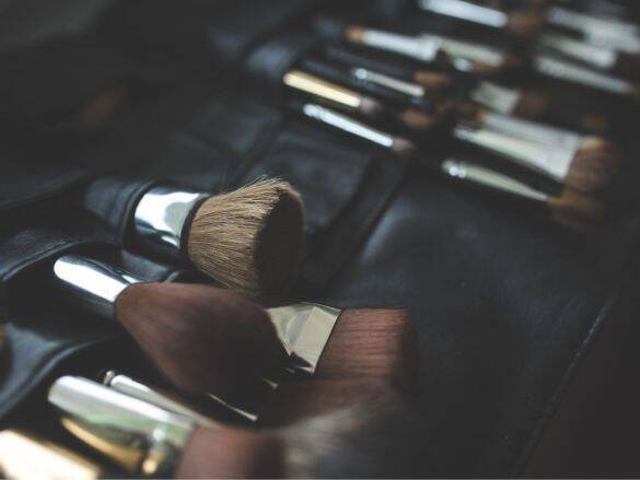 「どう頑張っても、メイクがヘタ」な人がやりがちなNG習慣6つ