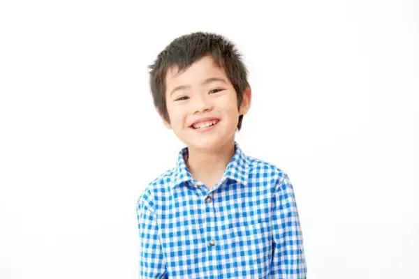 「バスで怒鳴る迷惑おじさんに困っていたら…小学生が“あるモノ”を出して事態が一変！ 車内はニコニコが止まらない」の画像