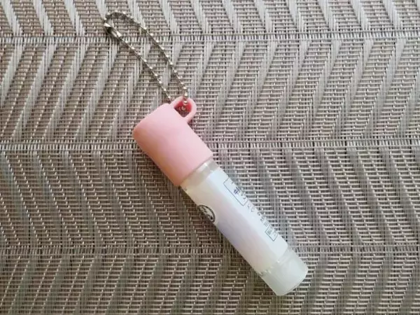 「見かけたら即買いレベル！リップすぐなくす問題を「100均アイテム」で解決。使用感・見た目も◎」の画像