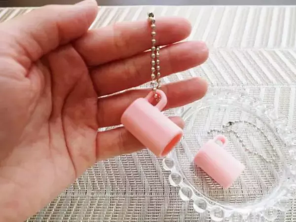 「見かけたら即買いレベル！リップすぐなくす問題を「100均アイテム」で解決。使用感・見た目も◎」の画像