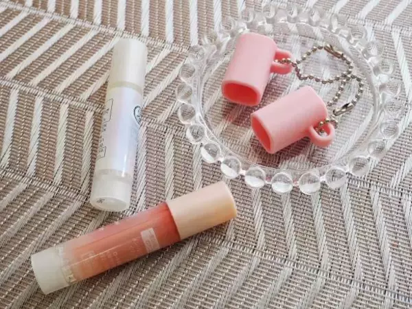 「見かけたら即買いレベル！リップすぐなくす問題を「100均アイテム」で解決。使用感・見た目も◎」の画像