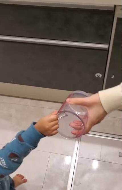 耳が聞こえないママに嘘をつく3歳息子→ママが注意すると…。“難聴ママ”本人に聞いた、言葉がなくても意思疎通する親子の日常