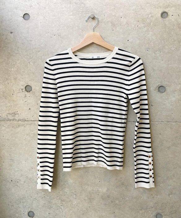 GUのニットが「2,490円なのにチープさゼロ」でスタイルUP！ 40代が買いたい“ユニクロ＆GU高評価アイテム”を3つ厳選