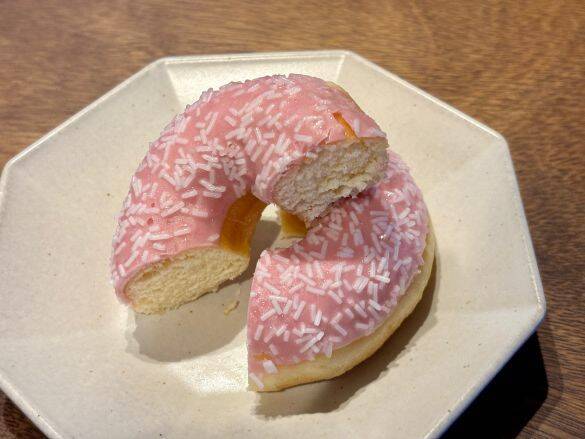 激安スーパー「ロピア」の“ボリューム満点スイーツ”を4つ厳選！ ホールのミルクレープ539円はインパクト特大